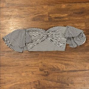NWT Off the shoulder crop top